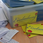 Einladungen eintüten